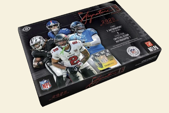 2025 Topps Signature Class Football Hobby Box (Presale)